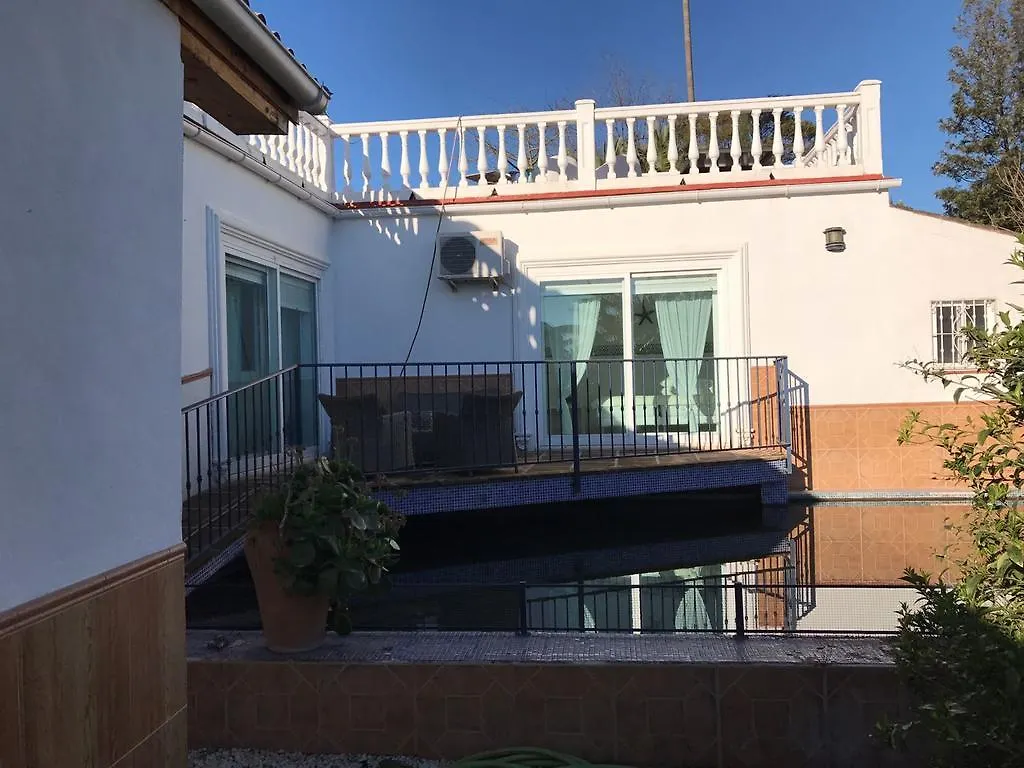 科尔蒂霍安达卢兹住宿加早餐旅馆 阿尔豪林格朗德 住宿加早餐酒店