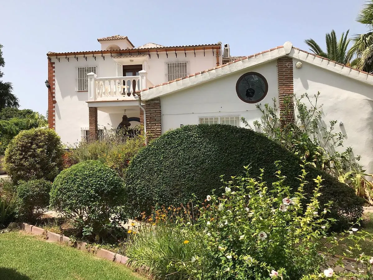 科尔蒂霍安达卢兹住宿加早餐旅馆 阿尔豪林格朗德 住宿加早餐酒店